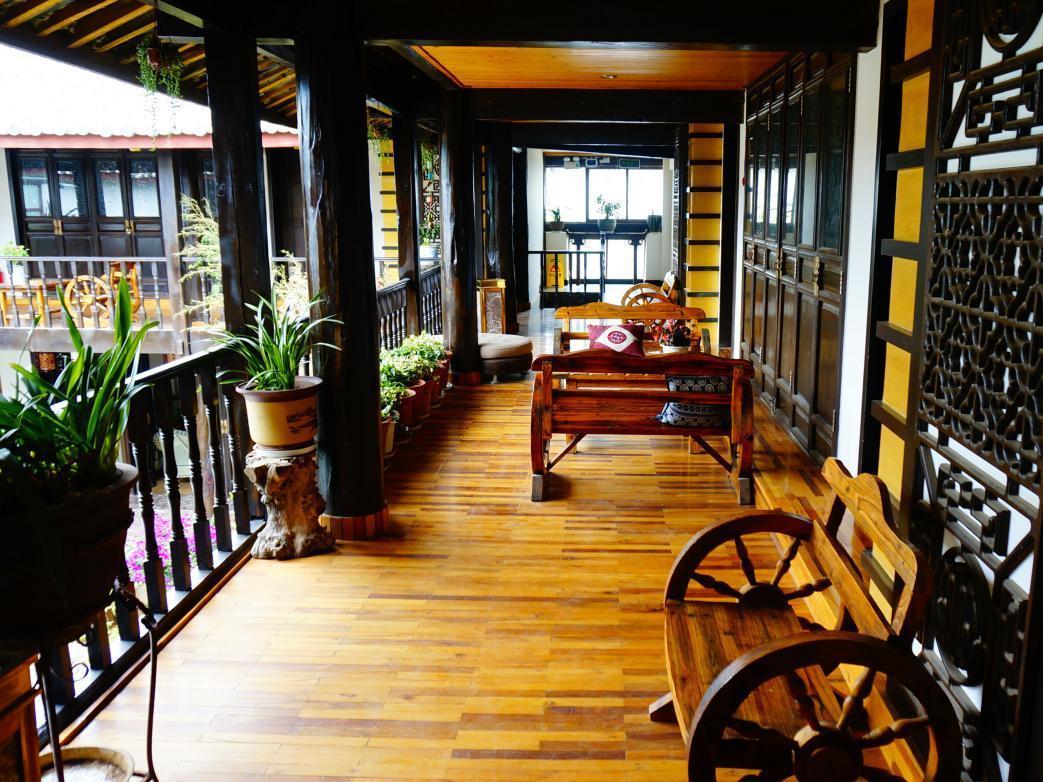 Lijiang Wangjia Courtyard Inn Luaran gambar