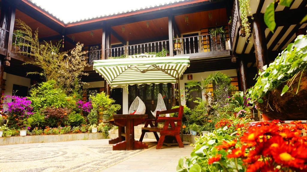 Lijiang Wangjia Courtyard Inn Luaran gambar