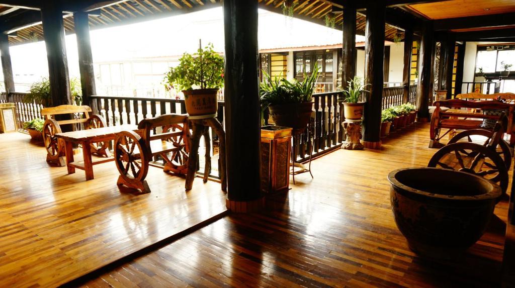 Lijiang Wangjia Courtyard Inn Luaran gambar