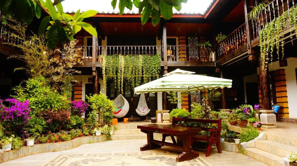 Lijiang Wangjia Courtyard Inn Luaran gambar