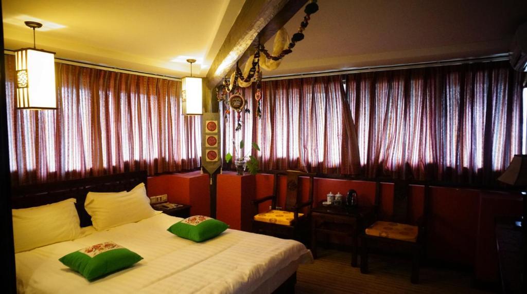 Lijiang Wangjia Courtyard Inn Bilik gambar