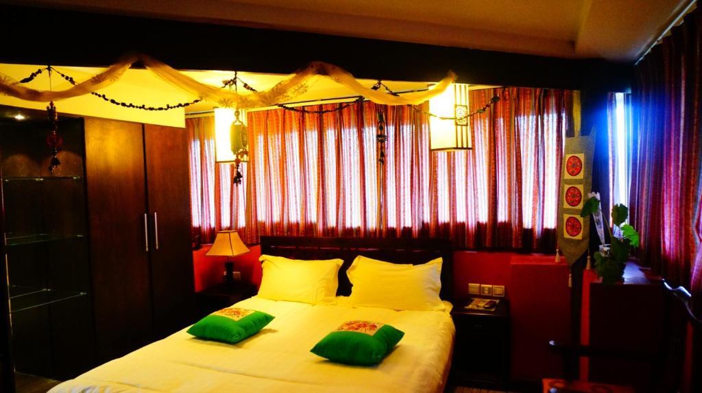 Lijiang Wangjia Courtyard Inn Bilik gambar